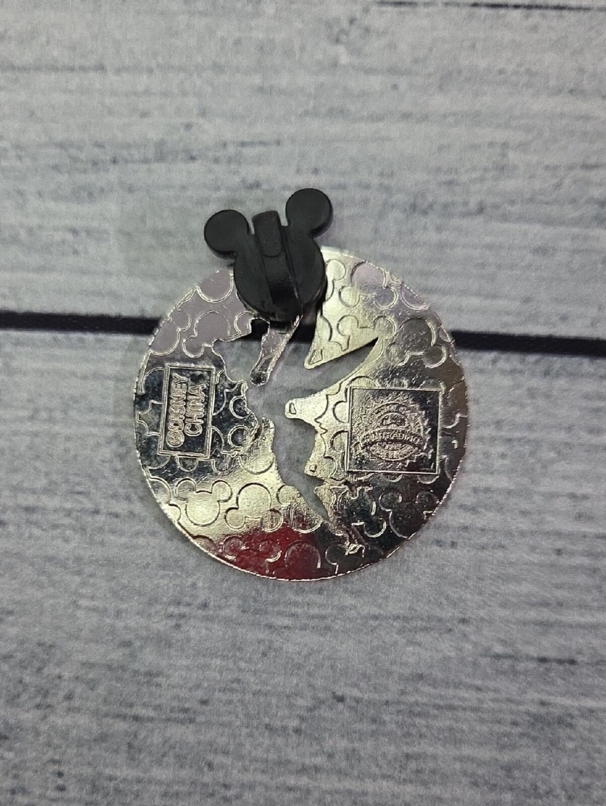 Disney Tinker Bell Silhouette 2010 Trading Pin
