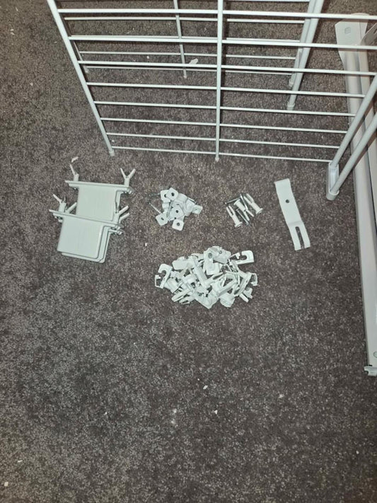 Rubbermaid Wardrobe Shelving Kit 1/3