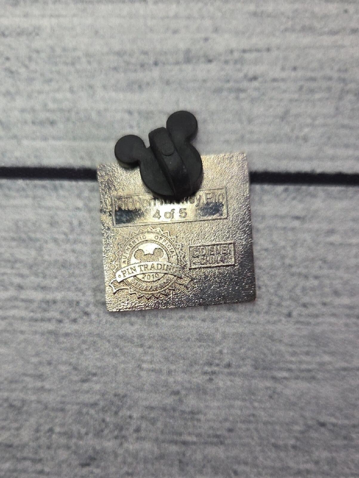 Disney Hidden Mickey 4 Of 5 2010 Trading Pin