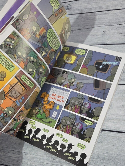 Plants vs. Zombies: Petal to the Metal Graphic Novel Paperback