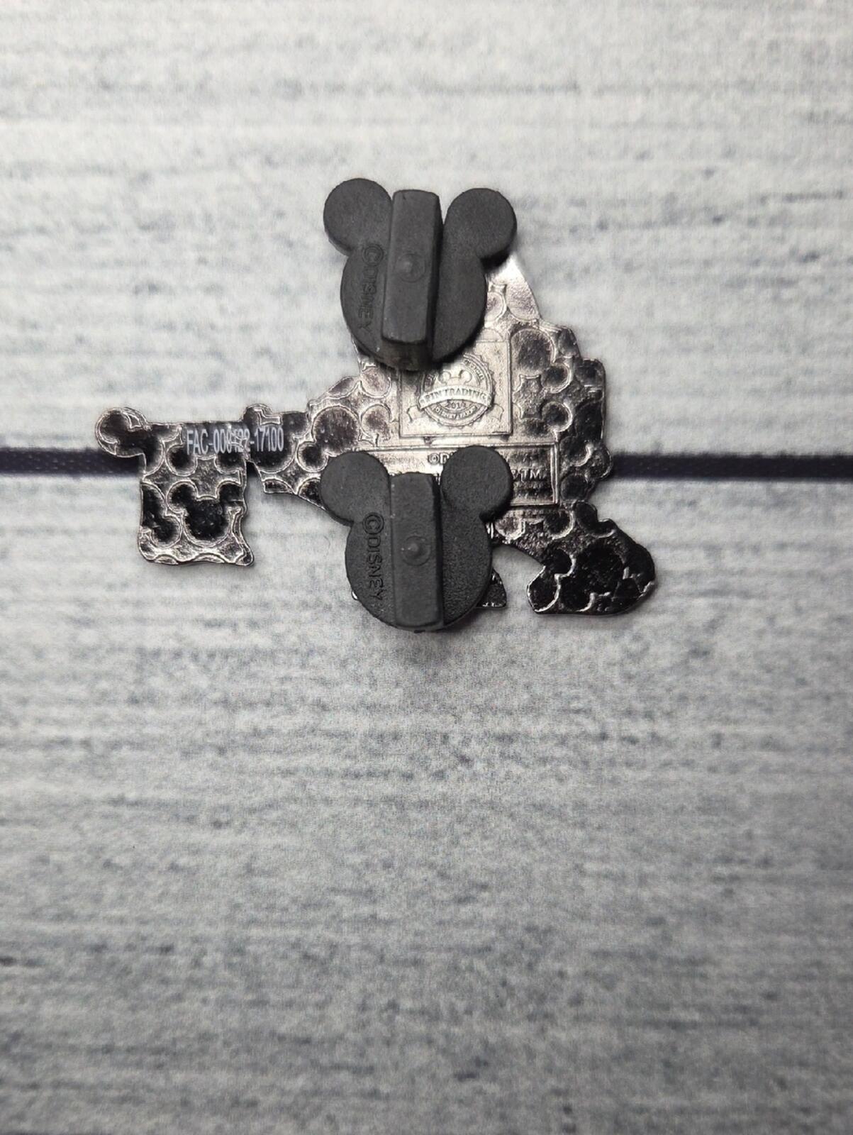 Disney Star Wars Stormtrooper Pew Pew 2014 Trading Pin