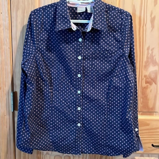 L.L. Bean Button Down Shirt L