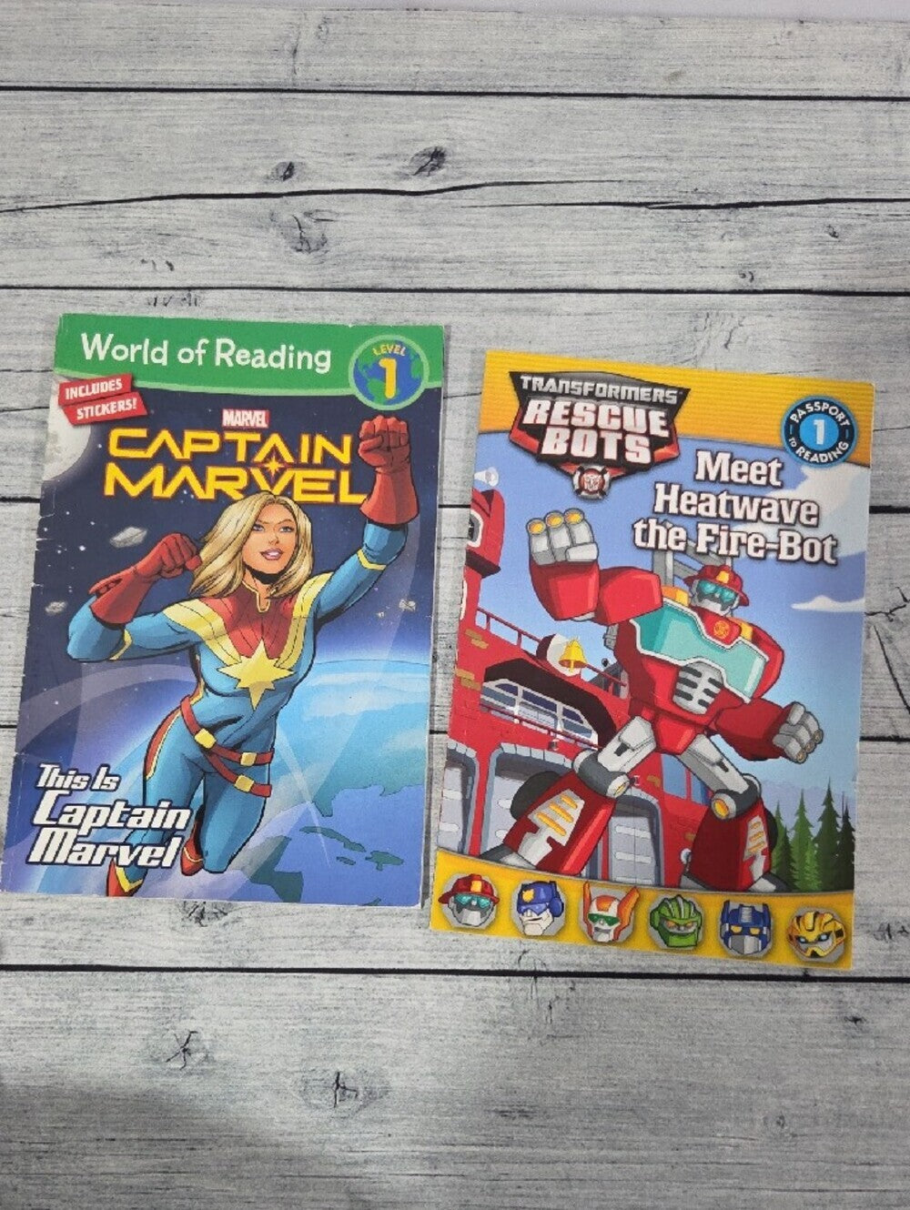 Set Of 13 Level 1 Kids Books