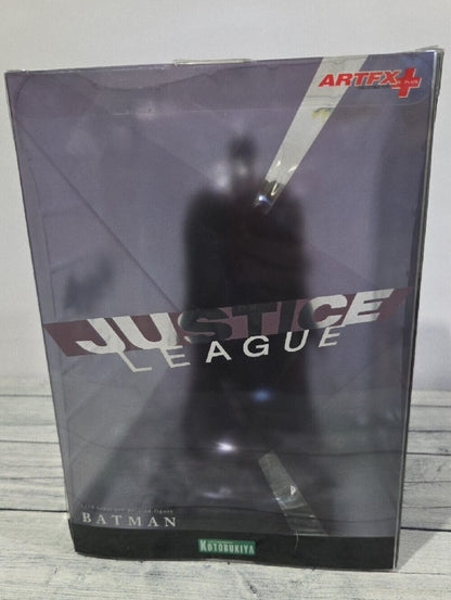 DC Comics Batman ArtFX+ Statue