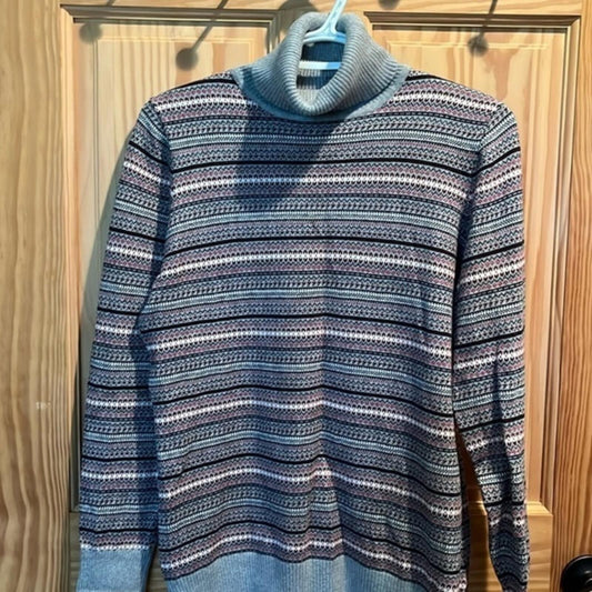 L.L. Bean Turtleneck Sweater M