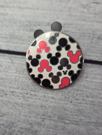 Disney Hidden Mickey 5 Of 5 2010 Trading Pin