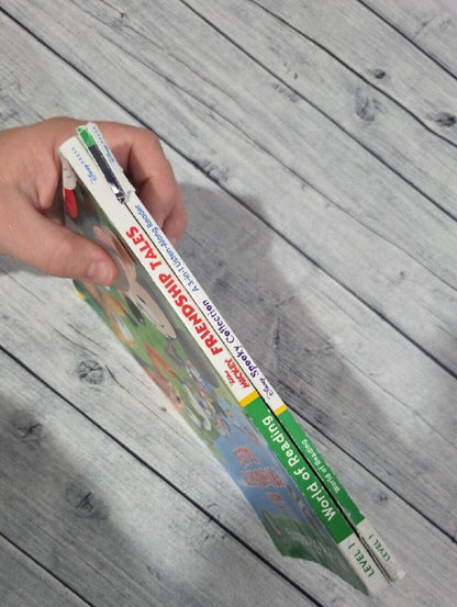 Disney Set Of 2 World of Reading Level 1