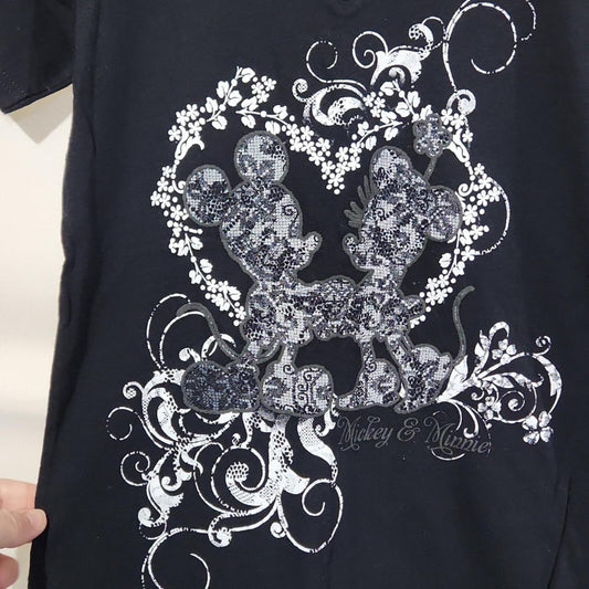 Disney Mickey & Minnie Tee XS