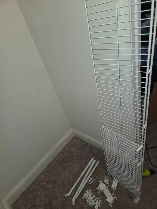 Rubbermaid Wardrobe Shelving Kit 2/3