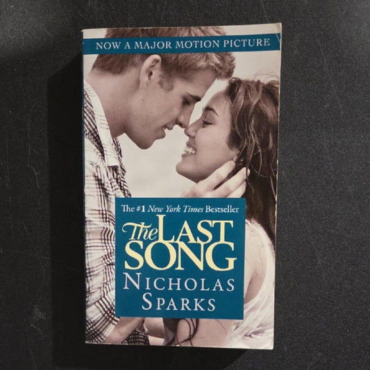 The Last Song by Nicholas Sparks Paperback