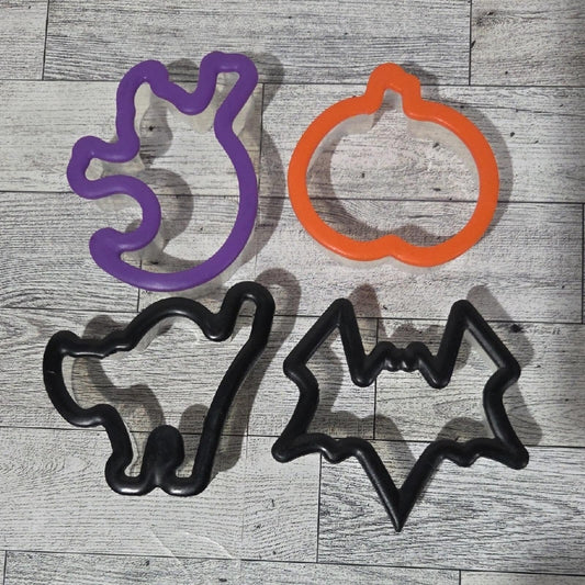 Wilton Grippy Halloween Cookie Cutter Set