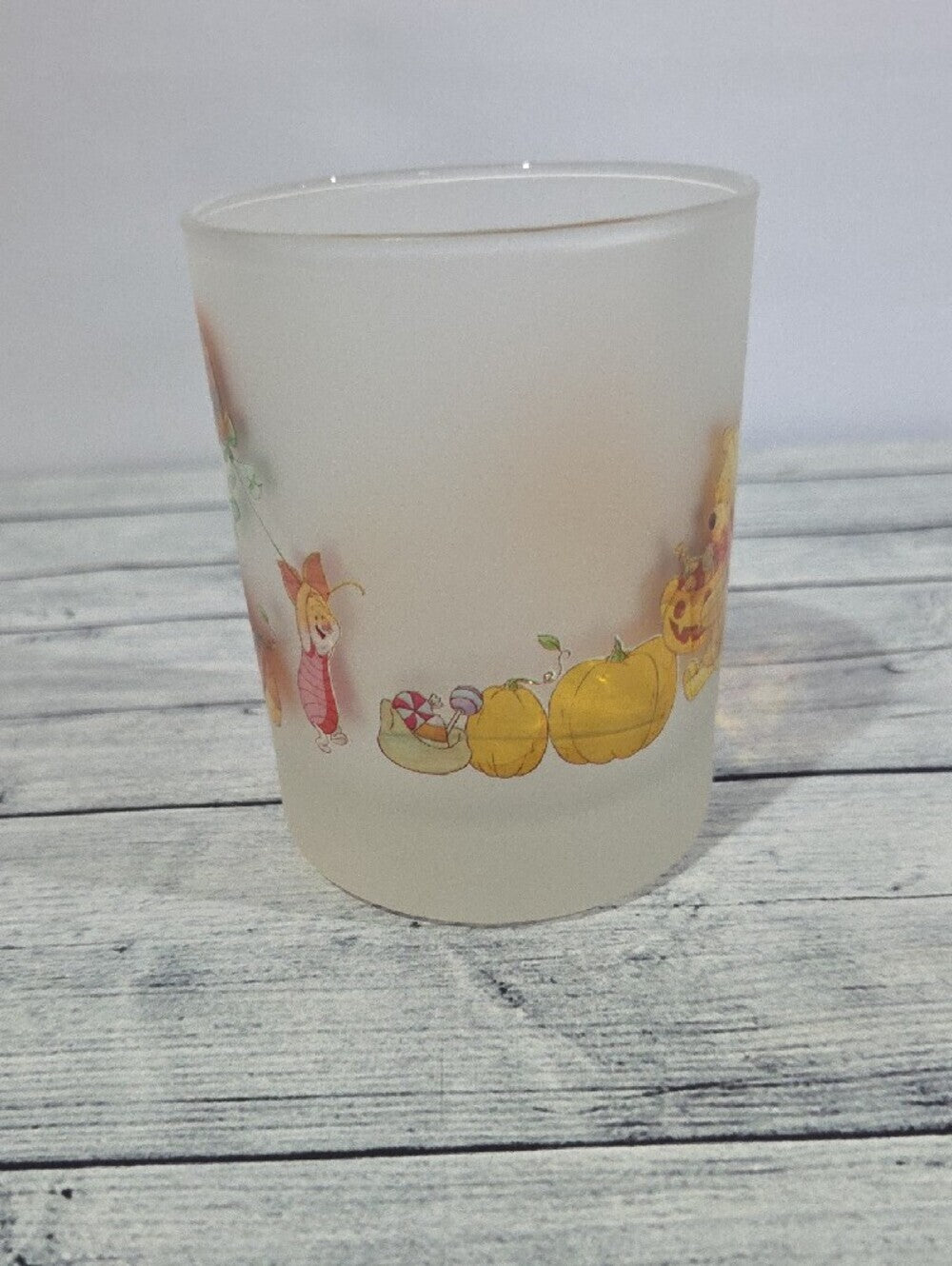 Disney Winnie The Pooh Halloween Pumpkin Frosted Glass