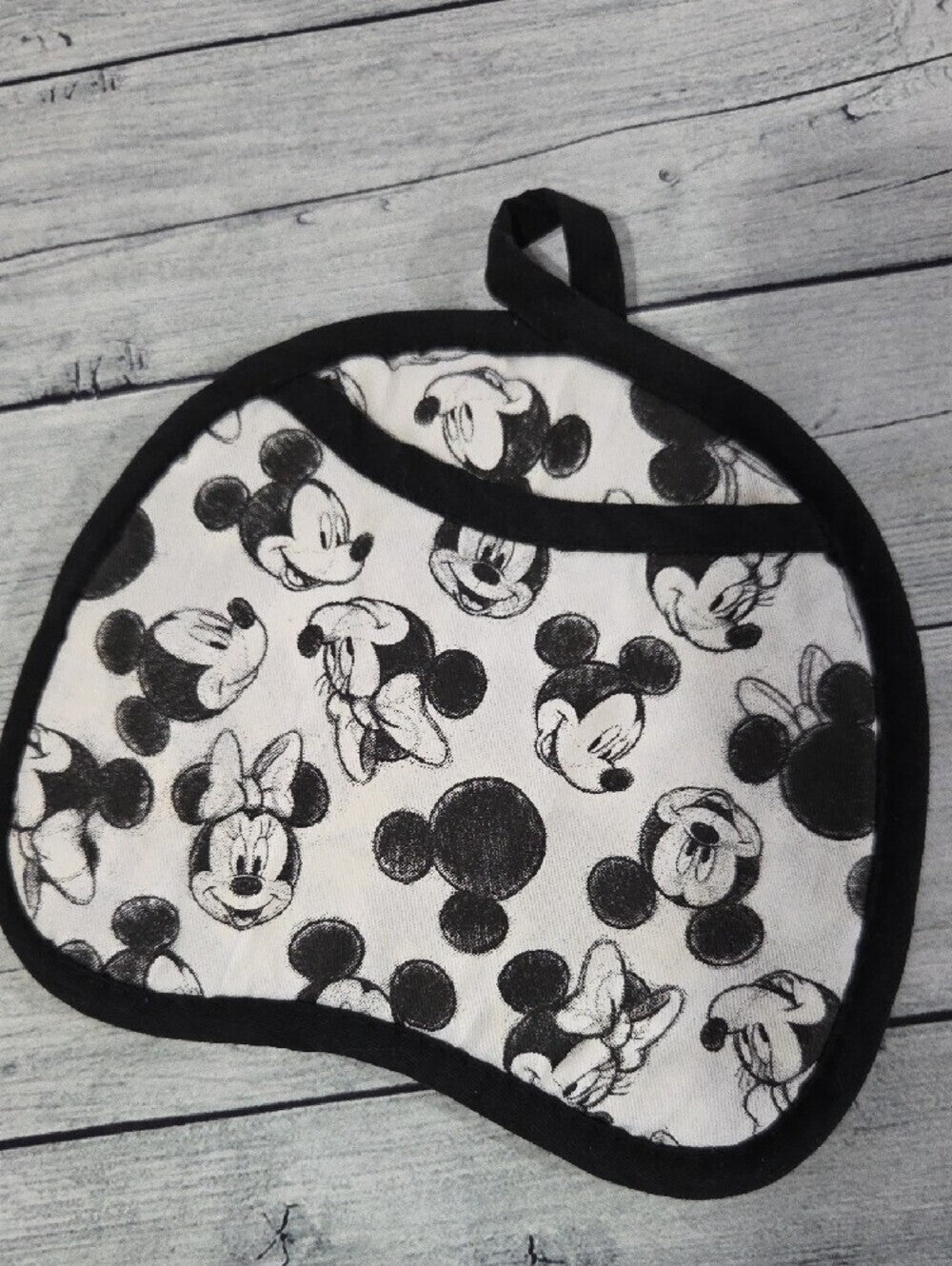 Disney Black & White Mickey Print Pot Holder