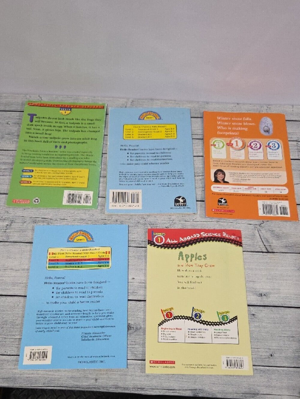 Set Of 13 Level 1 Kids Books
