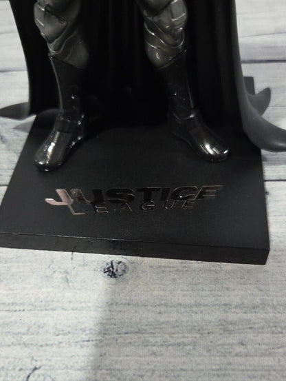 DC Comics Batman ArtFX+ Statue