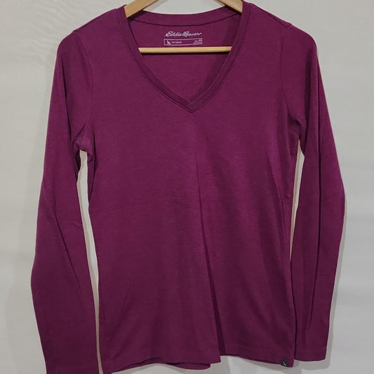 Eddie Bauer V Neck Long Sleeved Tee M