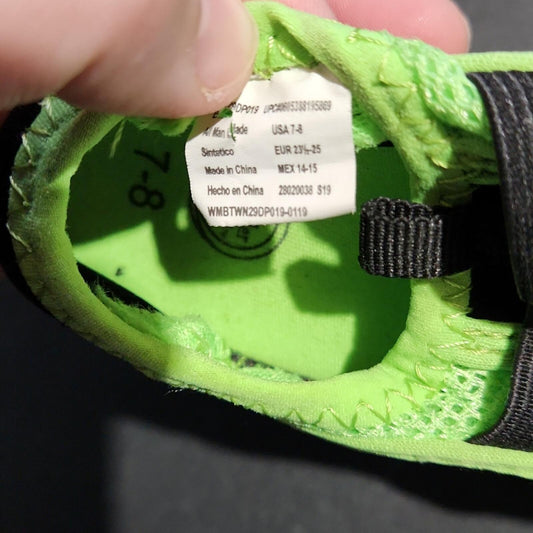 Wonder Nation Toddler Water Shoes 7-8