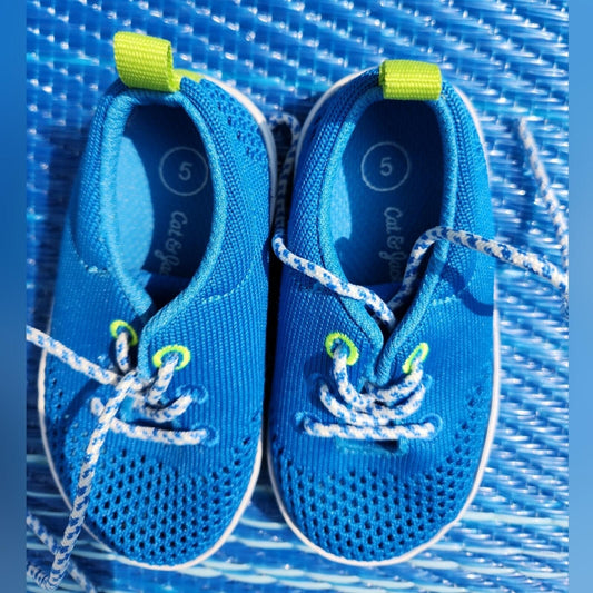 Cat & Jack Water Shoes 5