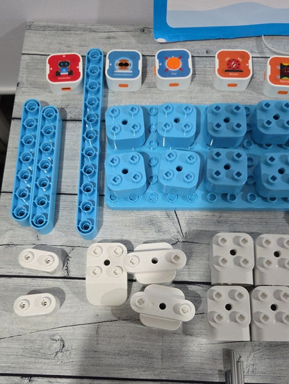 Whalesbot Rechargeable Coding Kit