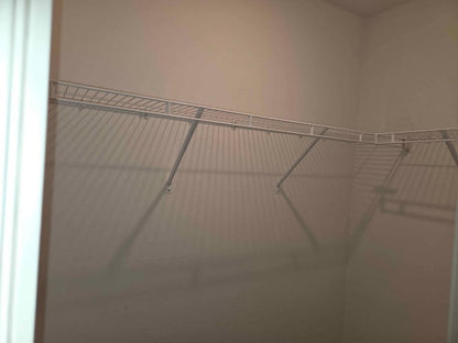 Rubbermaid Wardrobe Shelving Kit 1/3