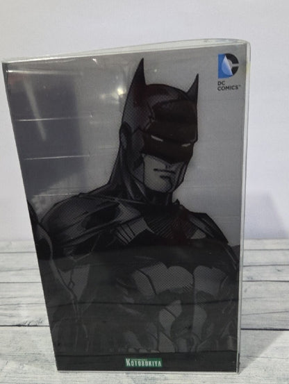 DC Comics Batman ArtFX+ Statue