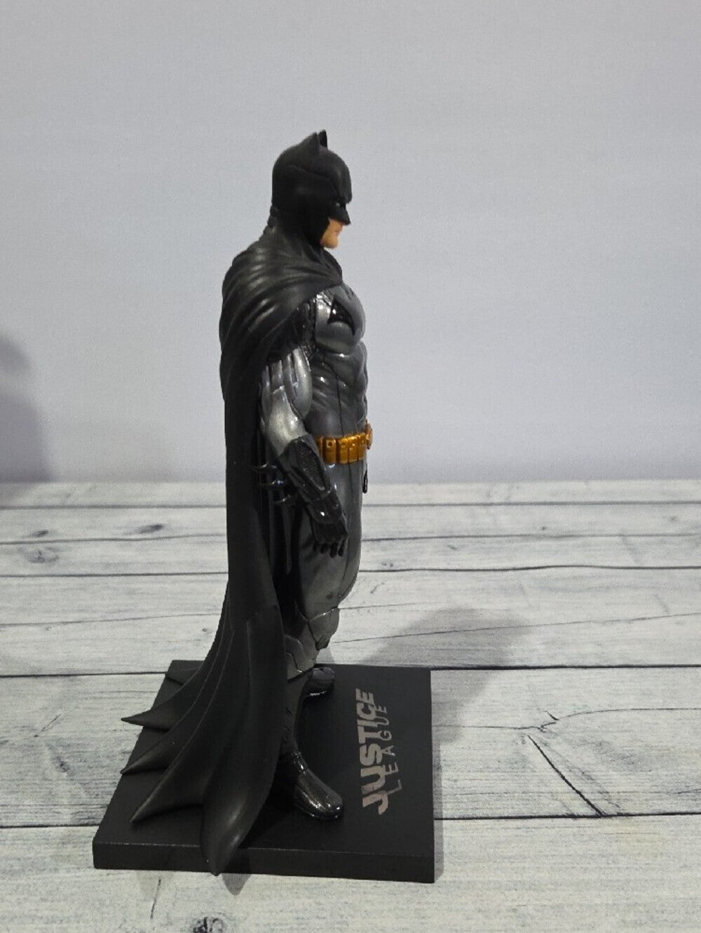 DC Comics Batman ArtFX+ Statue