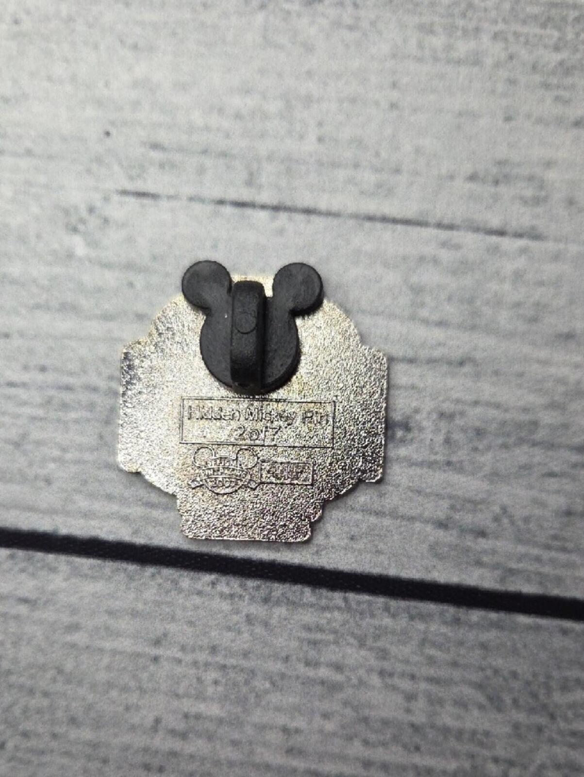 Disney Hidden Mickey 2 Of 7 2007 Trading Pin