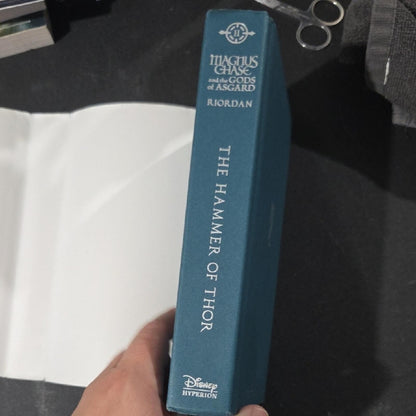 Magnus Chase and the Gods of Asgard: The Hammer Of Thor Book 2